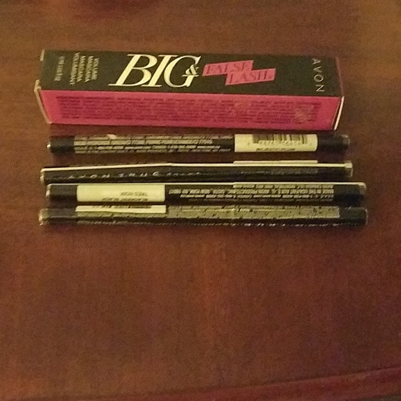 Avon Other - Mascara and eyeliner set